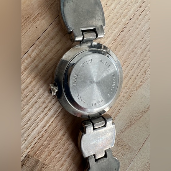 Geneva Ladies Watch Stainless Toggle Bracelet Round White Dial - Picture 9 of 11